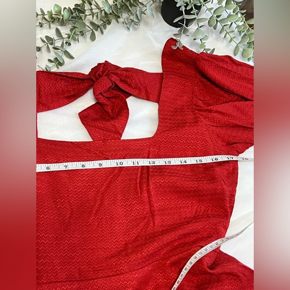 Band Of The Free JOSETTE RED PUFF SLEEVE MINI DRESS Size Medium - Picture 6 of 10